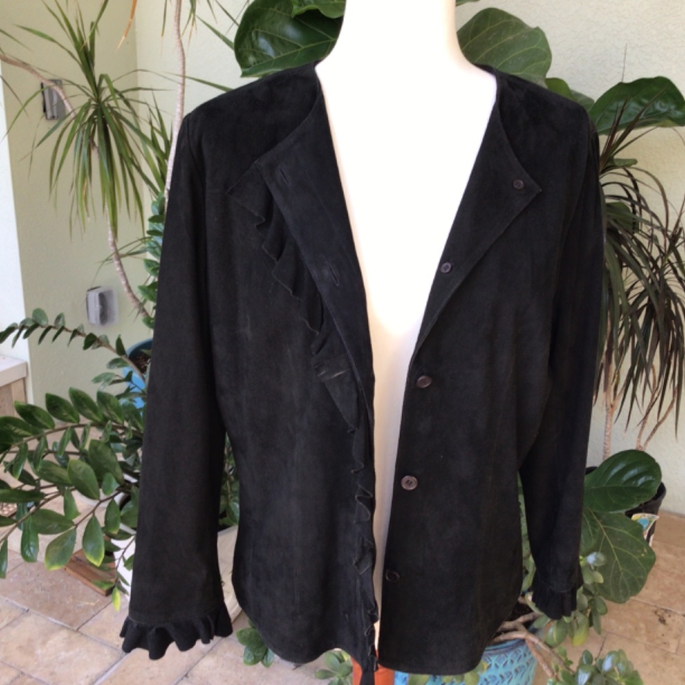 VS2 black goat suede jacket